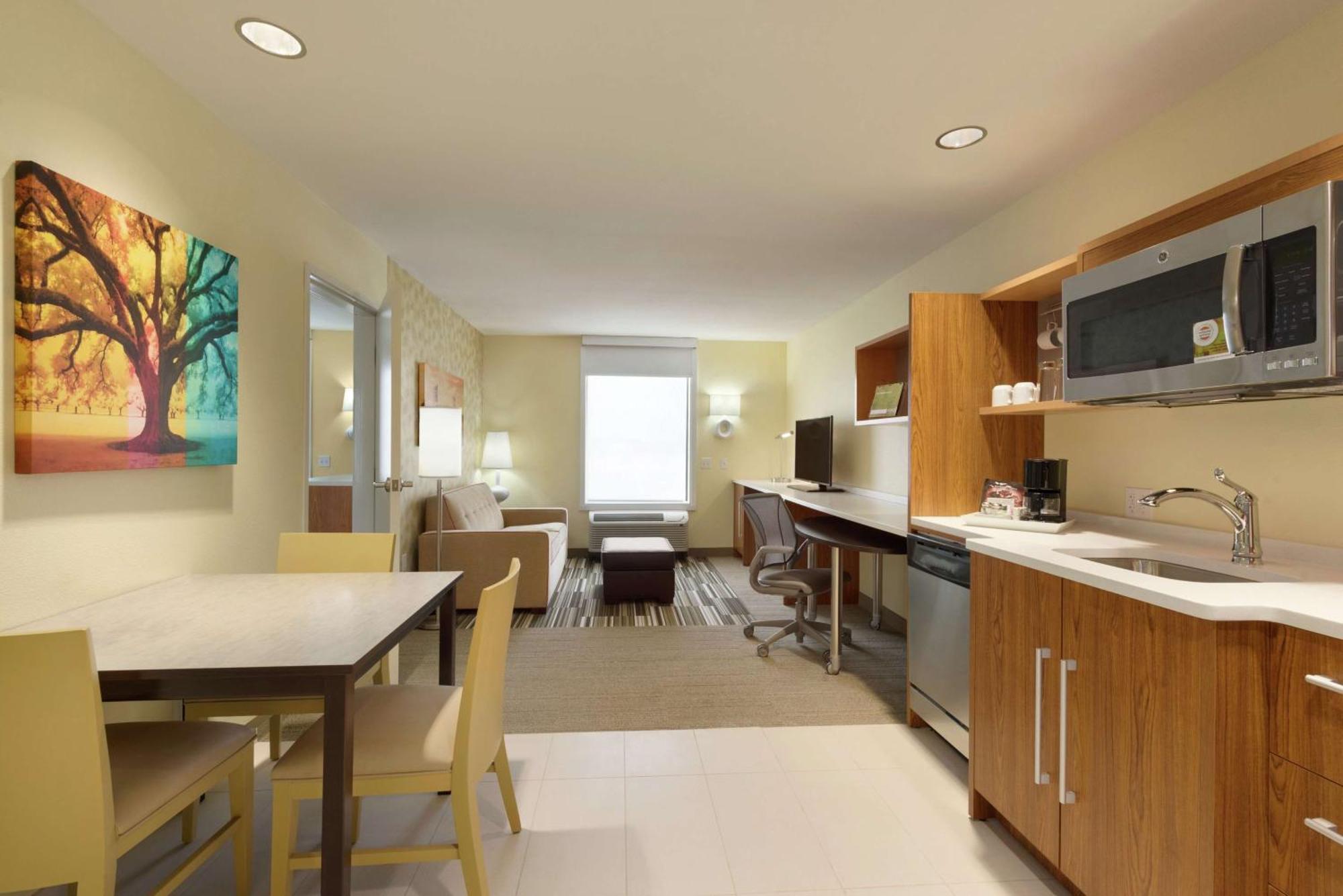 Home2 Suites By Hilton Alexandria Exterior foto